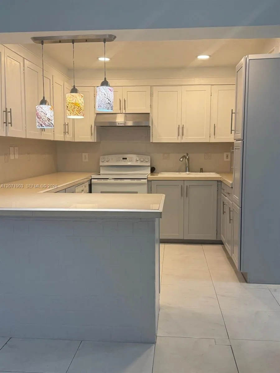 4210 NE 12th Terrace #4210
