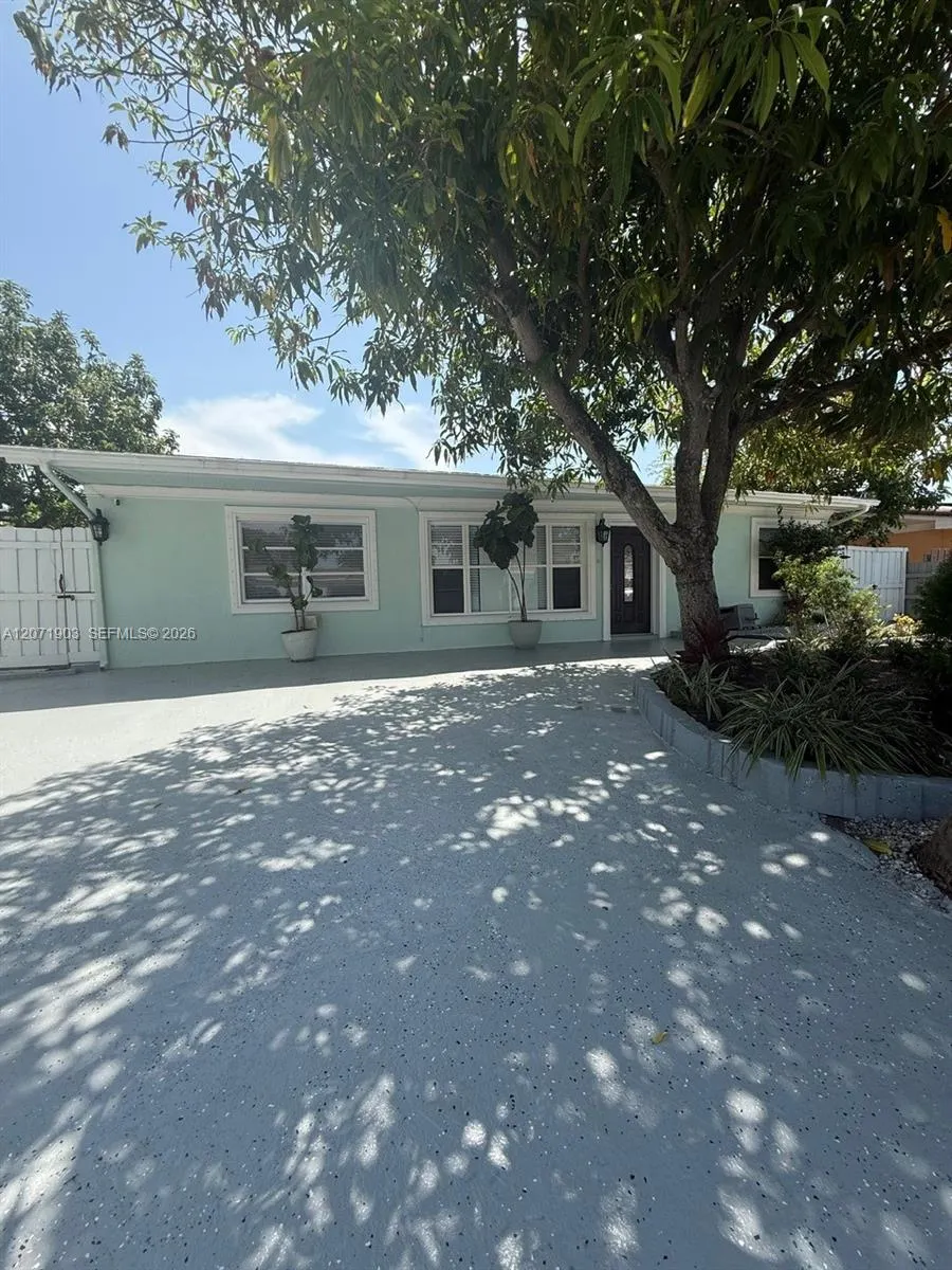 4210 NE 12th Terrace #4210