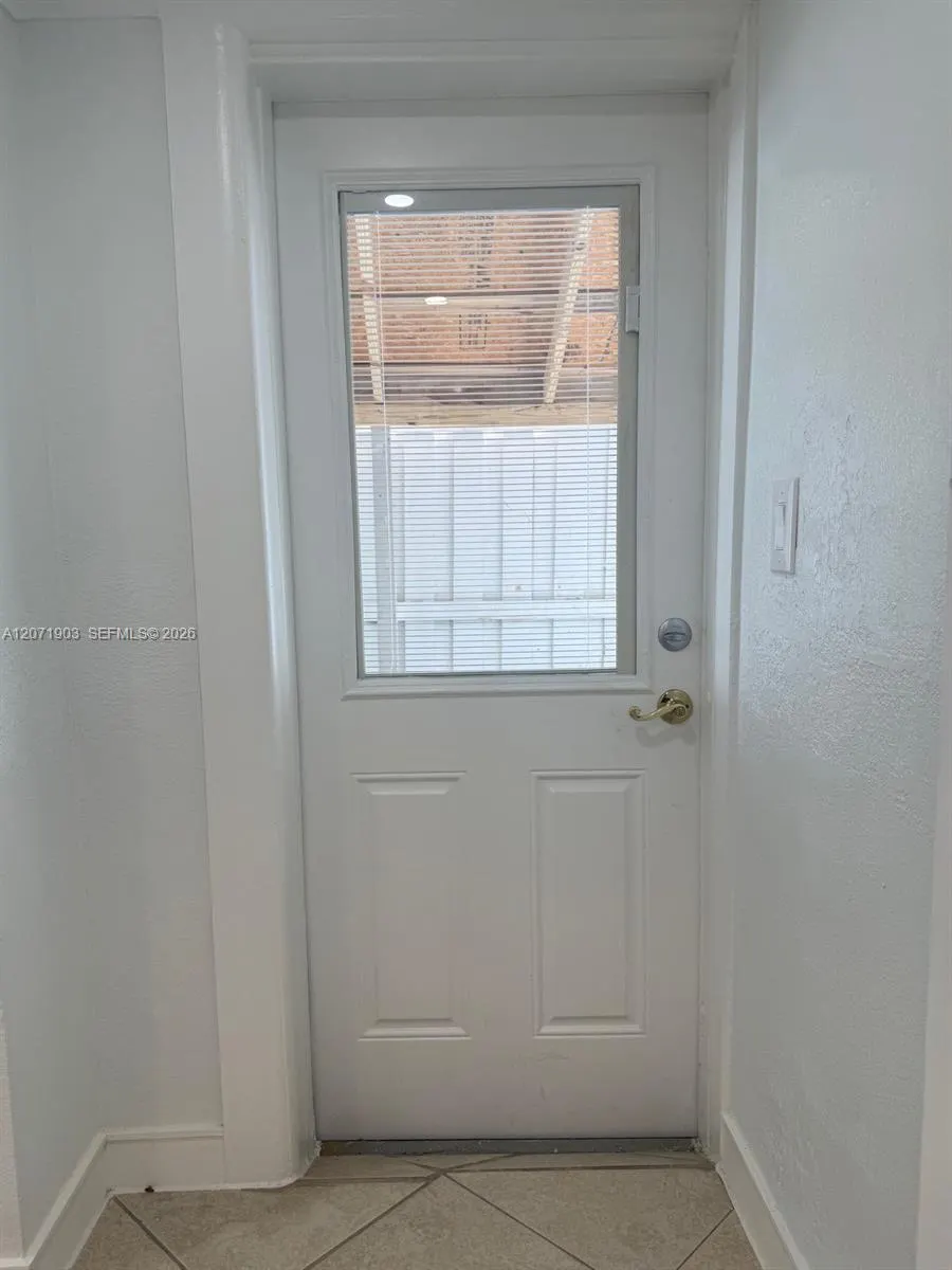 4210 NE 12th Terrace #4210