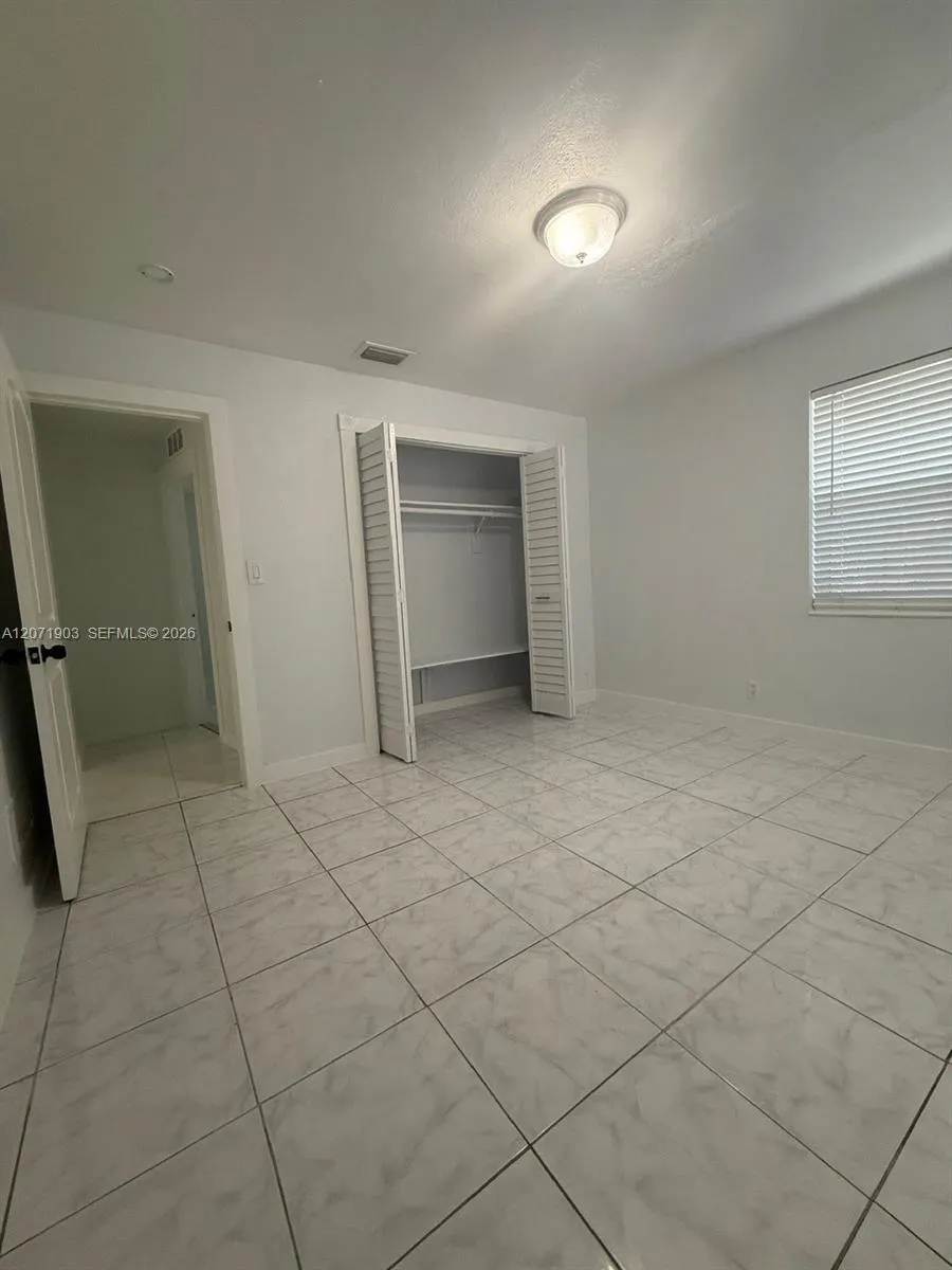 4210 NE 12th Terrace #4210