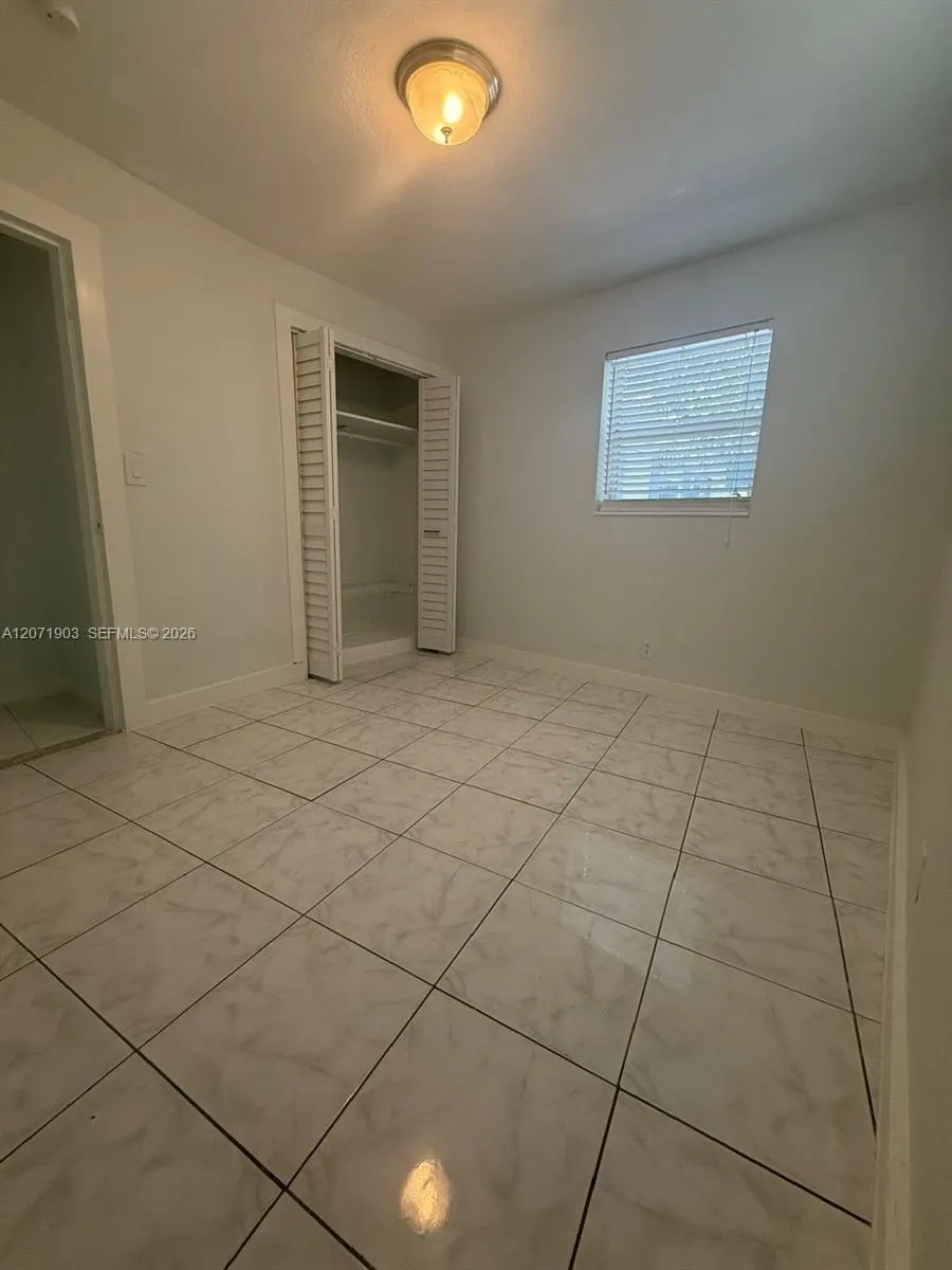 4210 NE 12th Terrace #4210