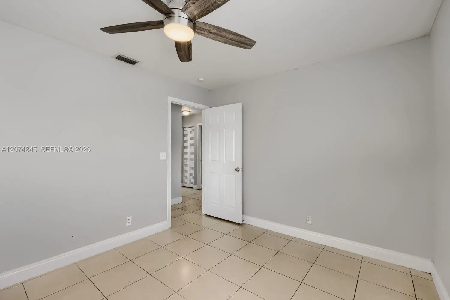 2710 Neaton Court