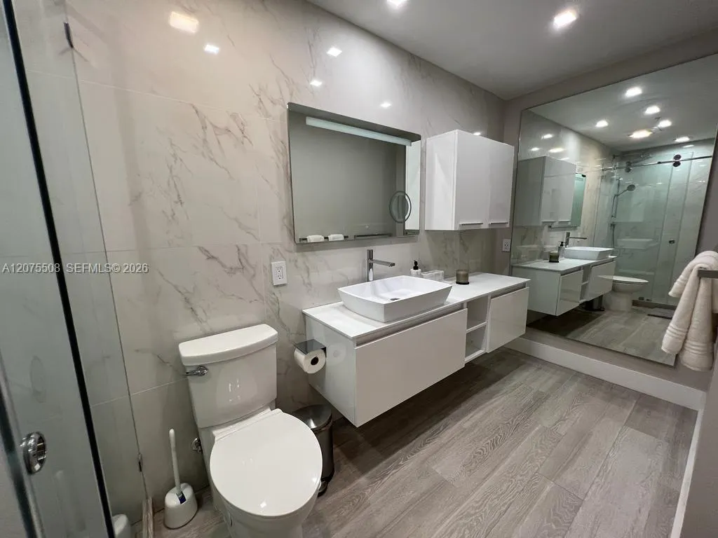 60 SW 13th Street #5210
