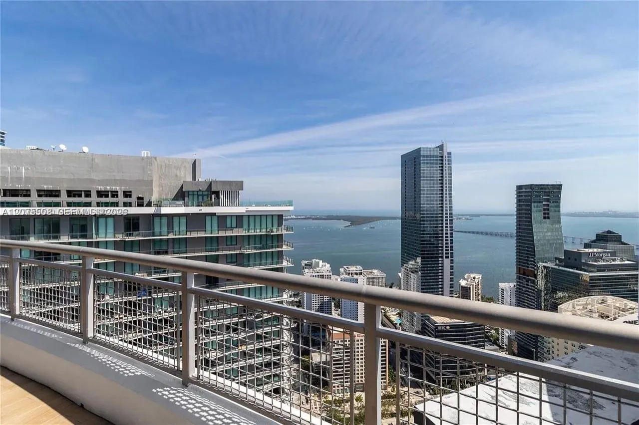60 SW 13th Street #5210