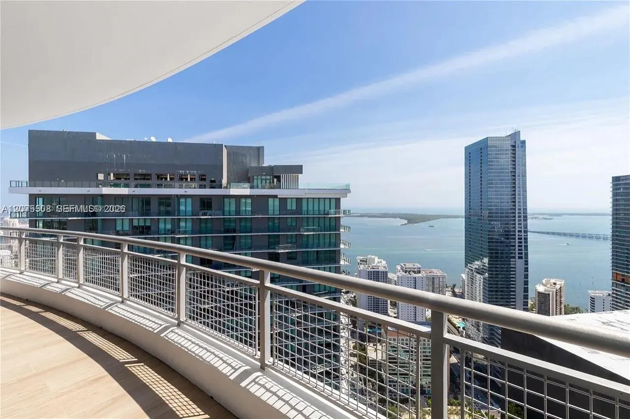 60 SW 13th Street #5210