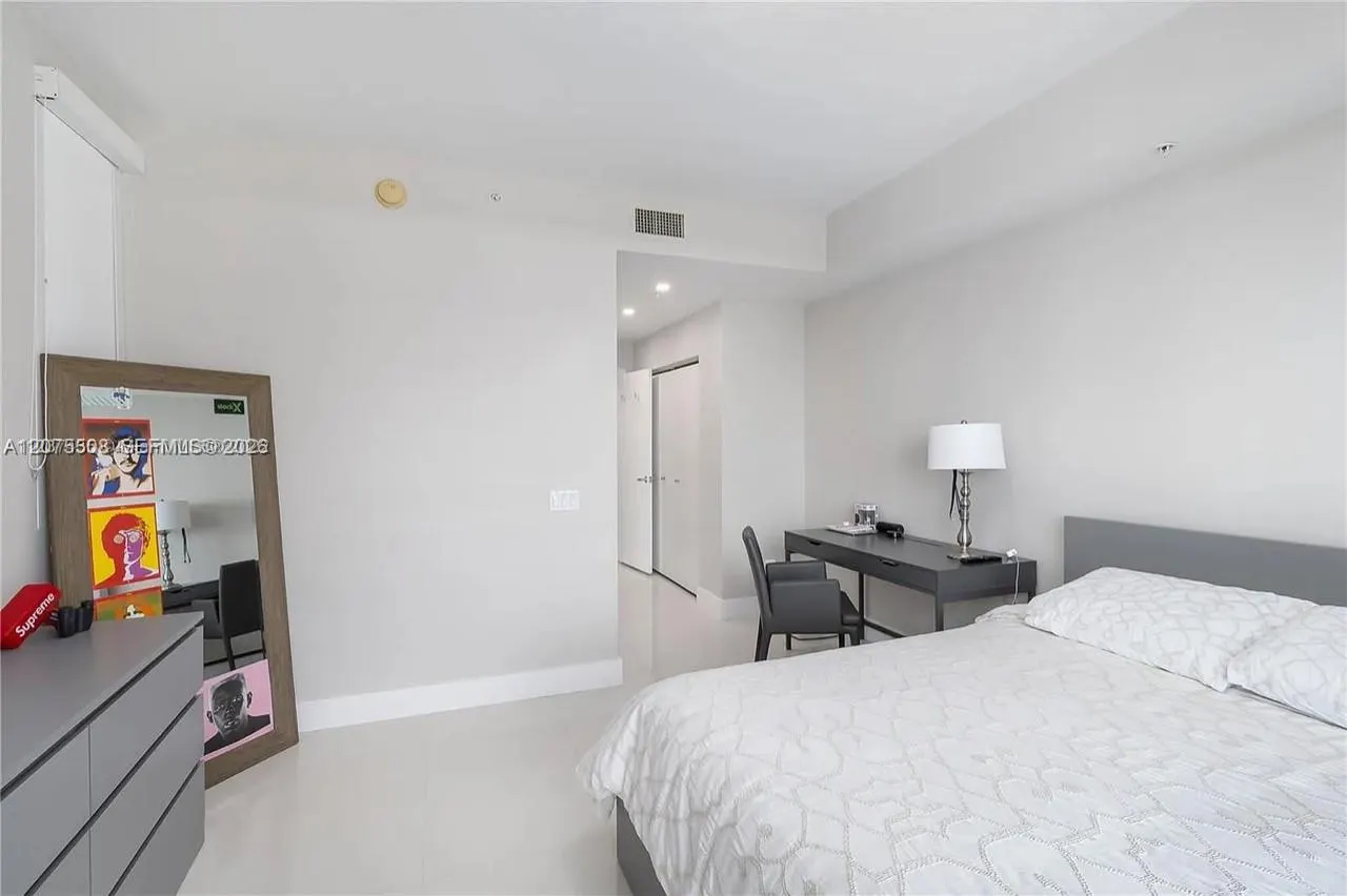 60 SW 13th Street #5210