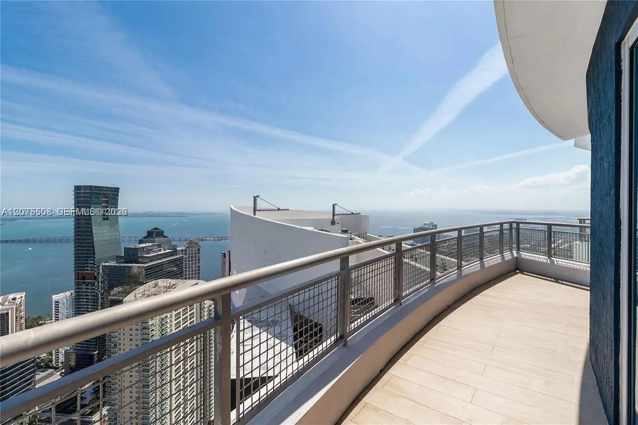 60 SW 13th Street #5210