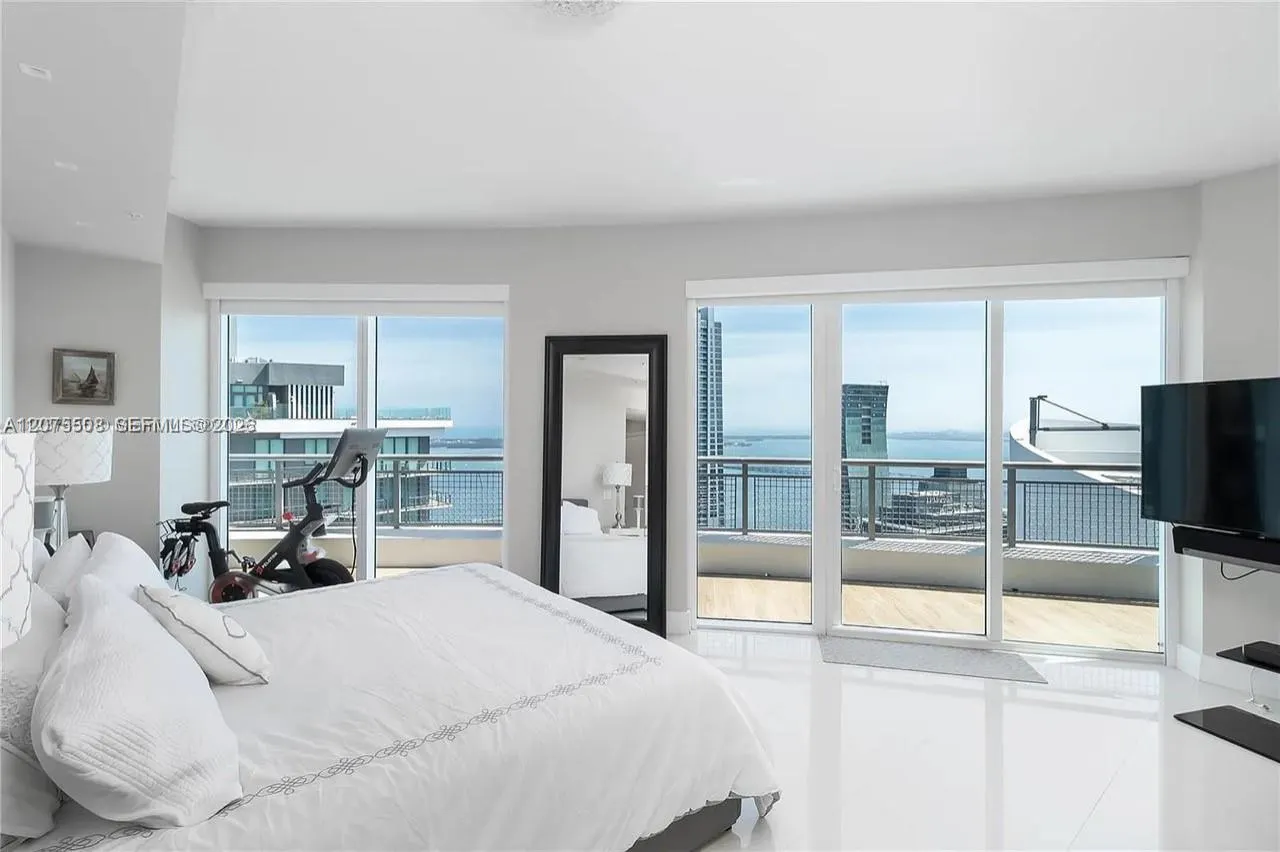60 SW 13th Street #5210