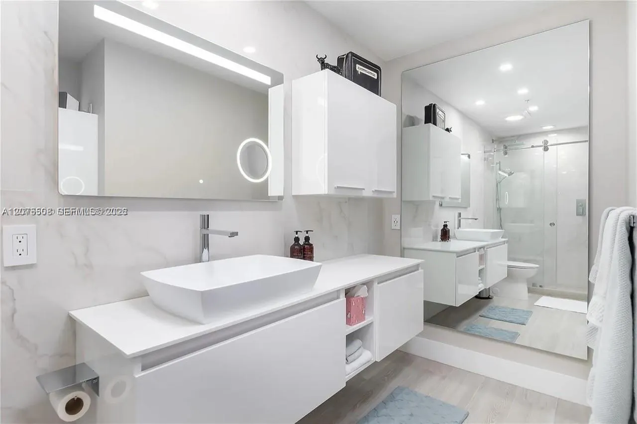60 SW 13th Street #5210