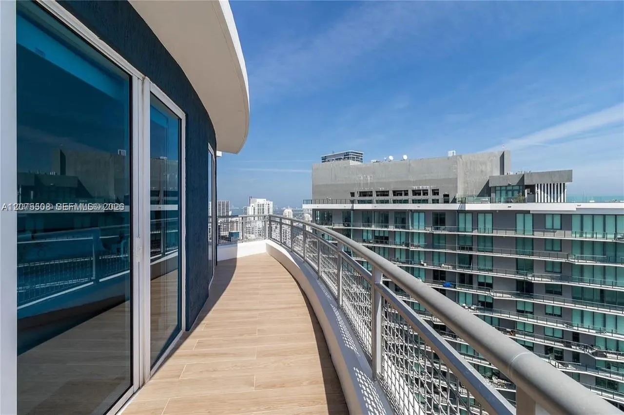 60 SW 13th Street #5210