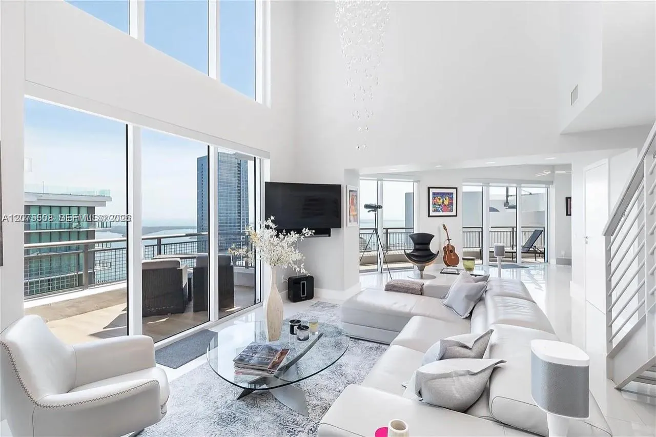 60 SW 13th Street #5210