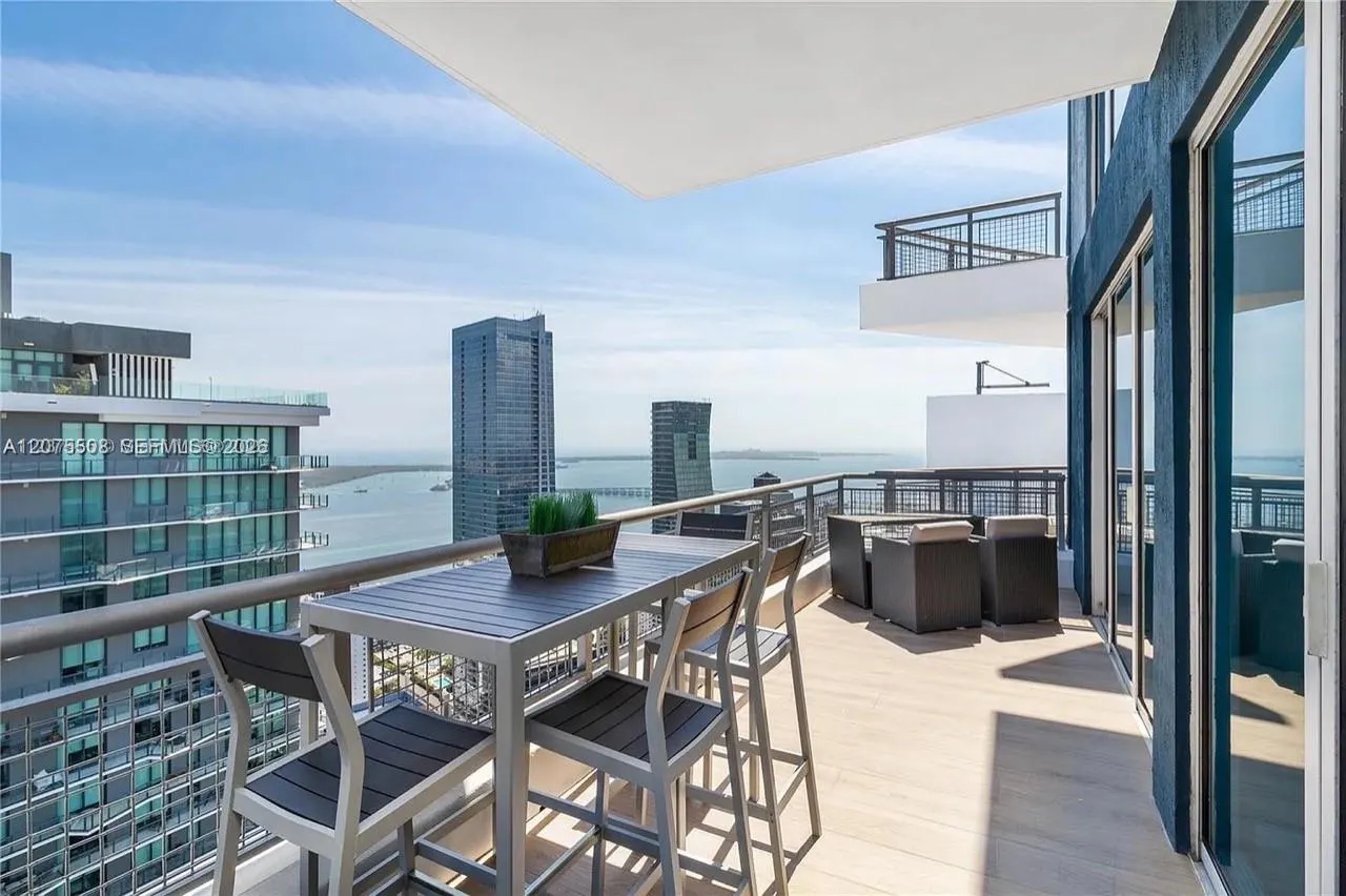60 SW 13th Street #5210