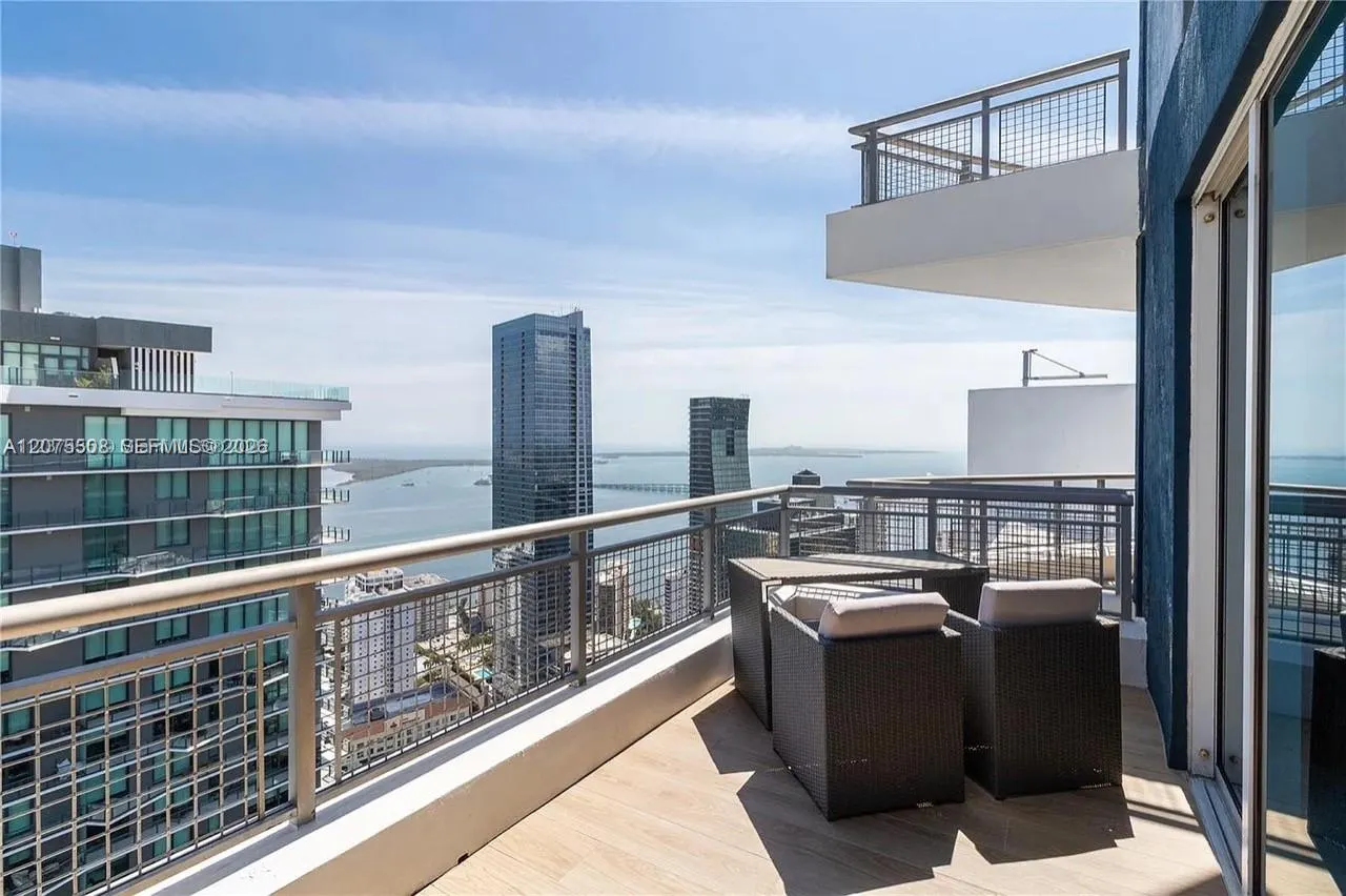60 SW 13th Street #5210