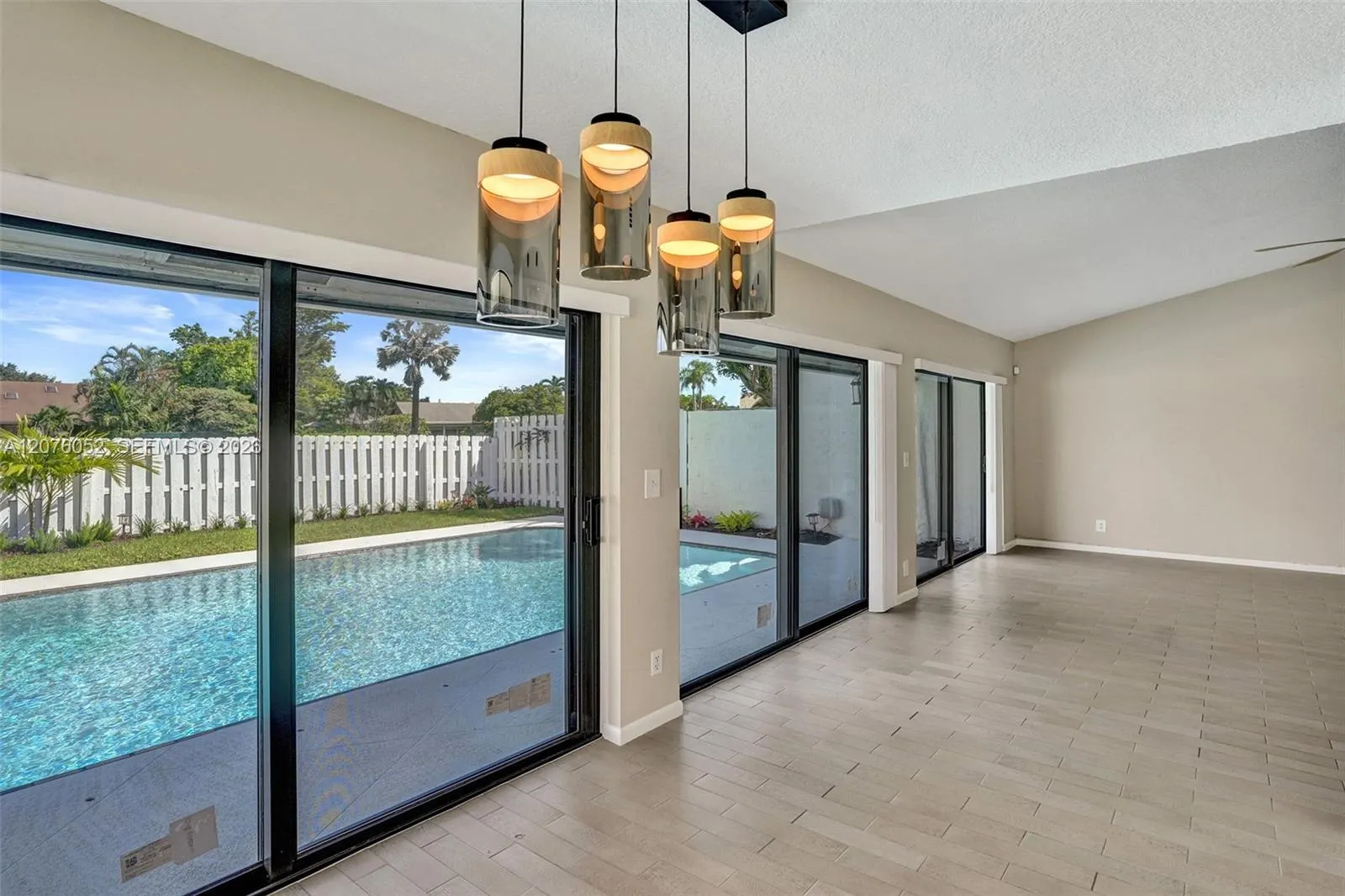 303 SW 28th Avenue #303
