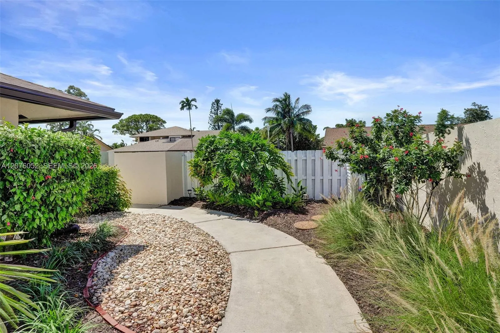303 SW 28th Avenue #303