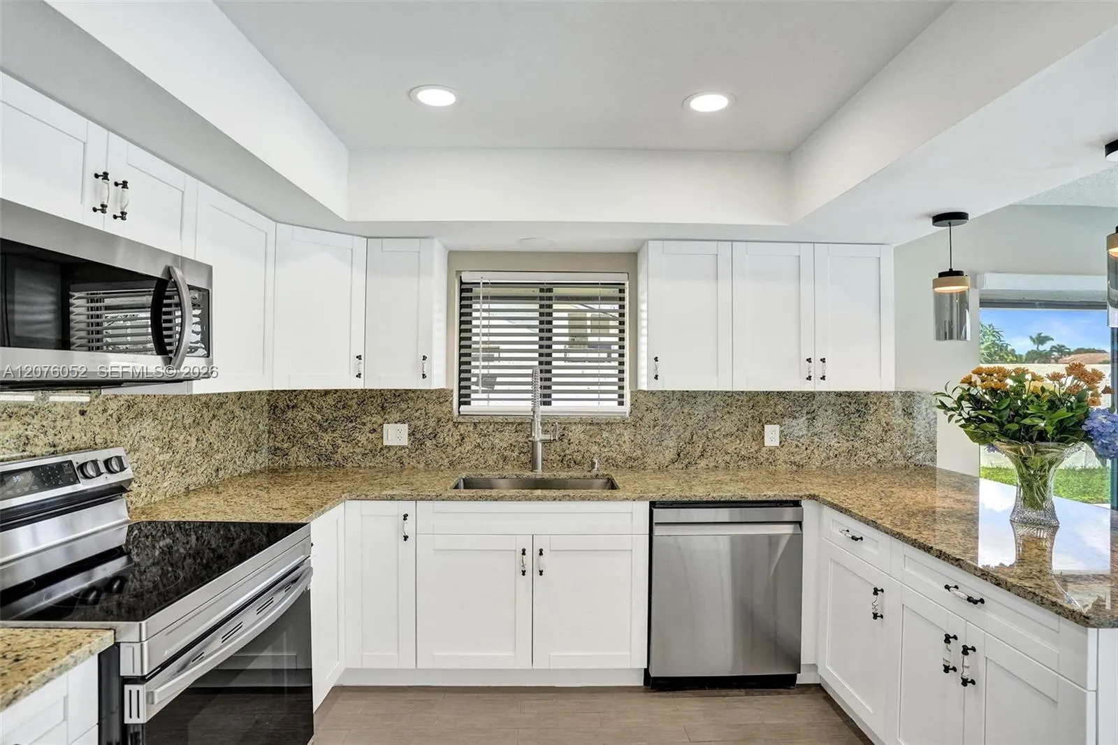 303 SW 28th Avenue #303