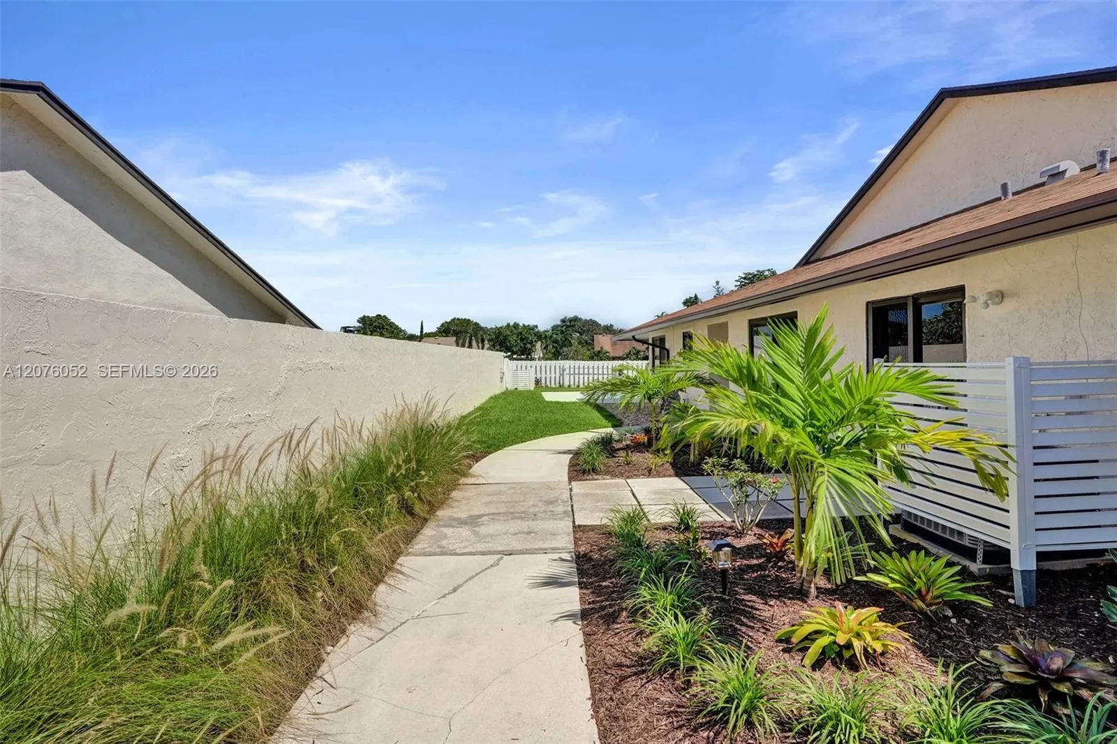 303 SW 28th Avenue #303