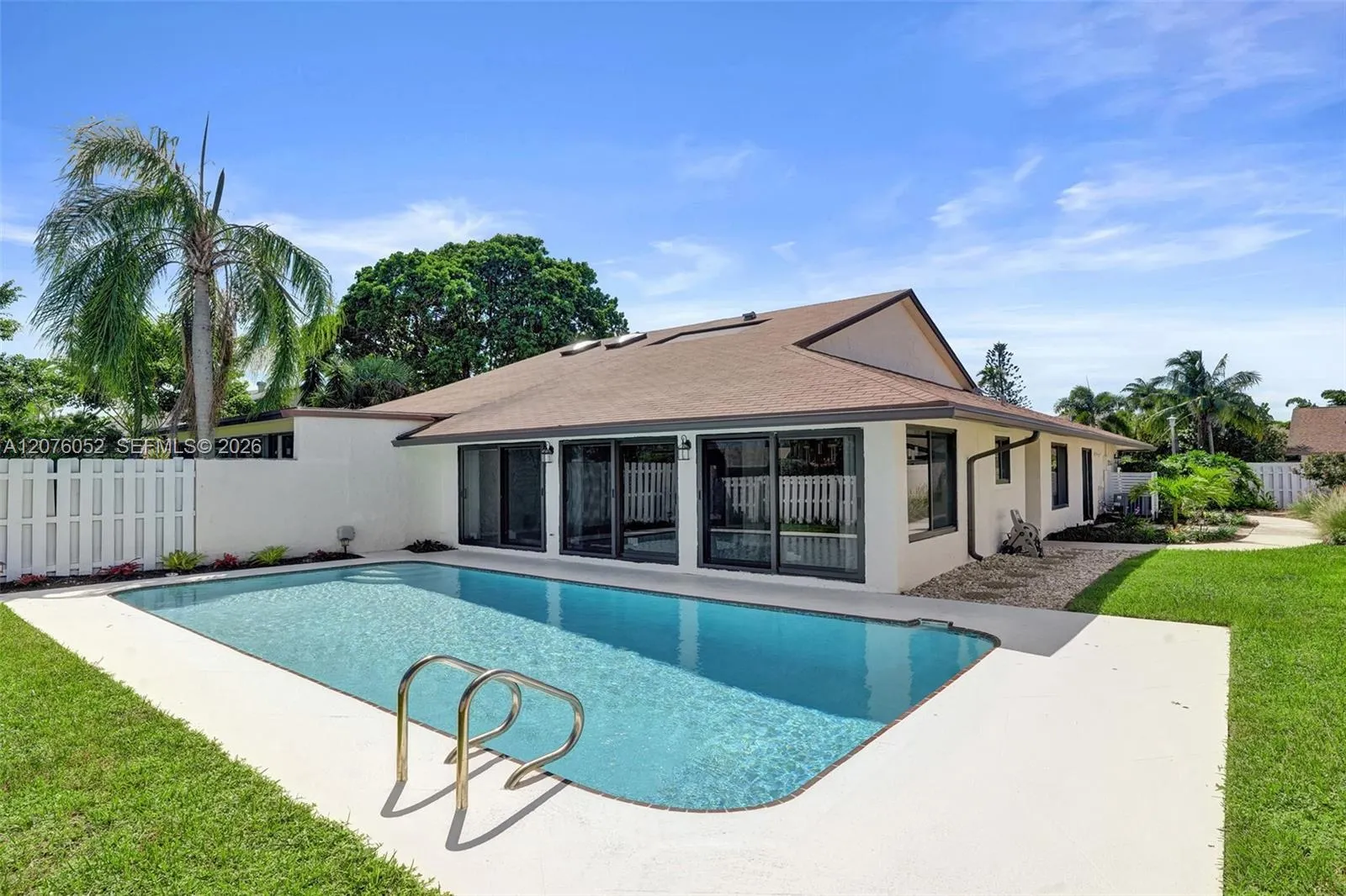 303 SW 28th Avenue #303