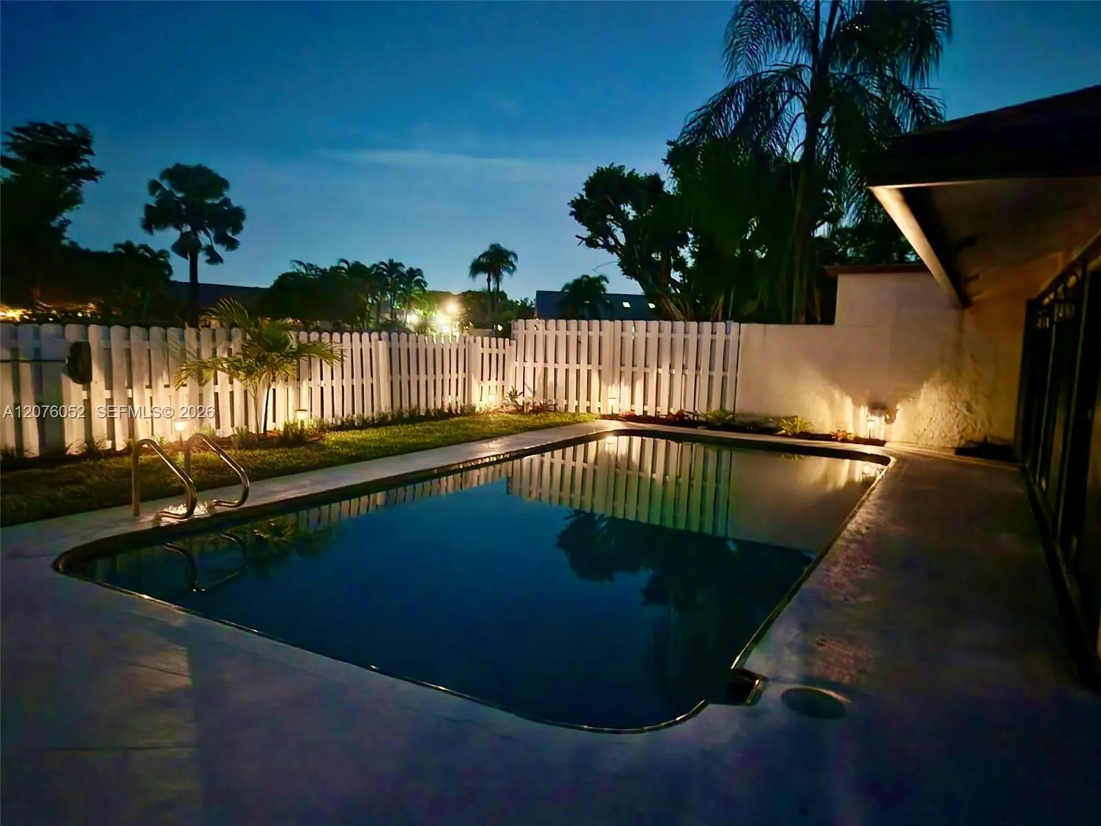 303 SW 28th Avenue #303
