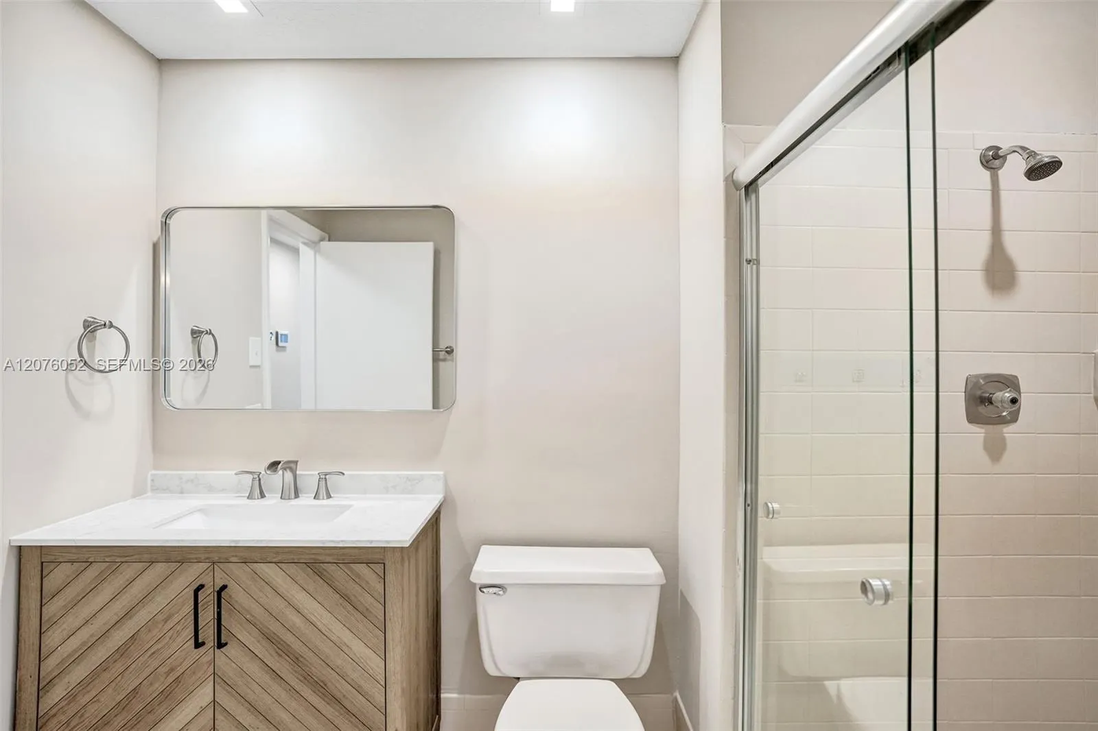 303 SW 28th Avenue #303