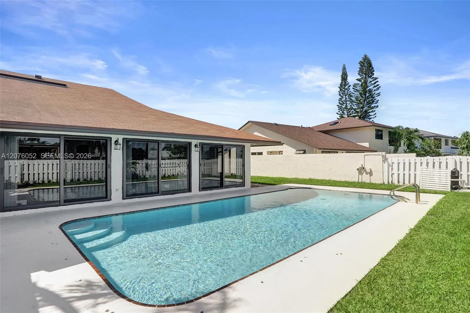 303 SW 28th Avenue #303