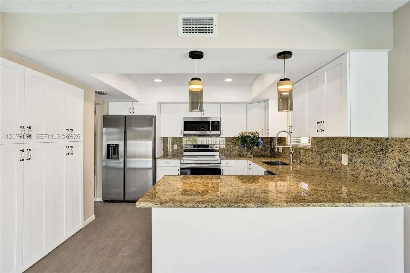 303 SW 28th Avenue #303