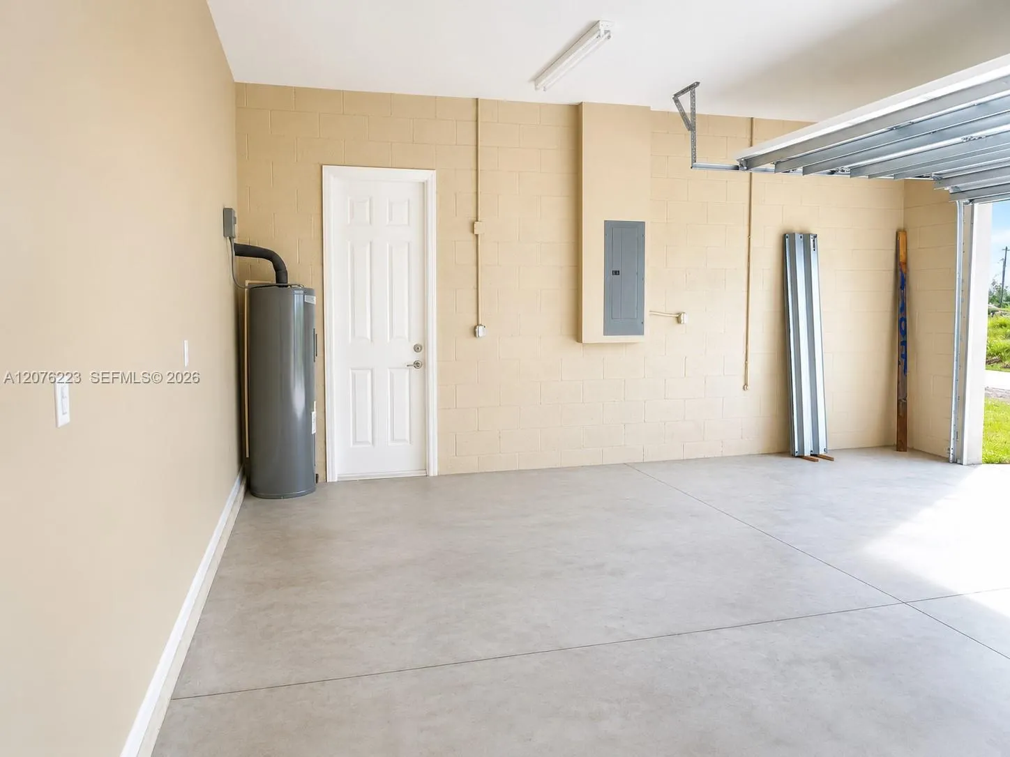 1109 Kraft Street
