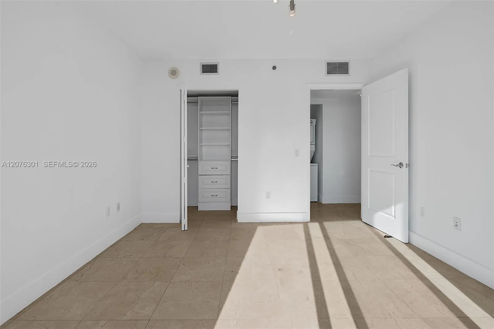 2641 N Flamingo Road #2205N