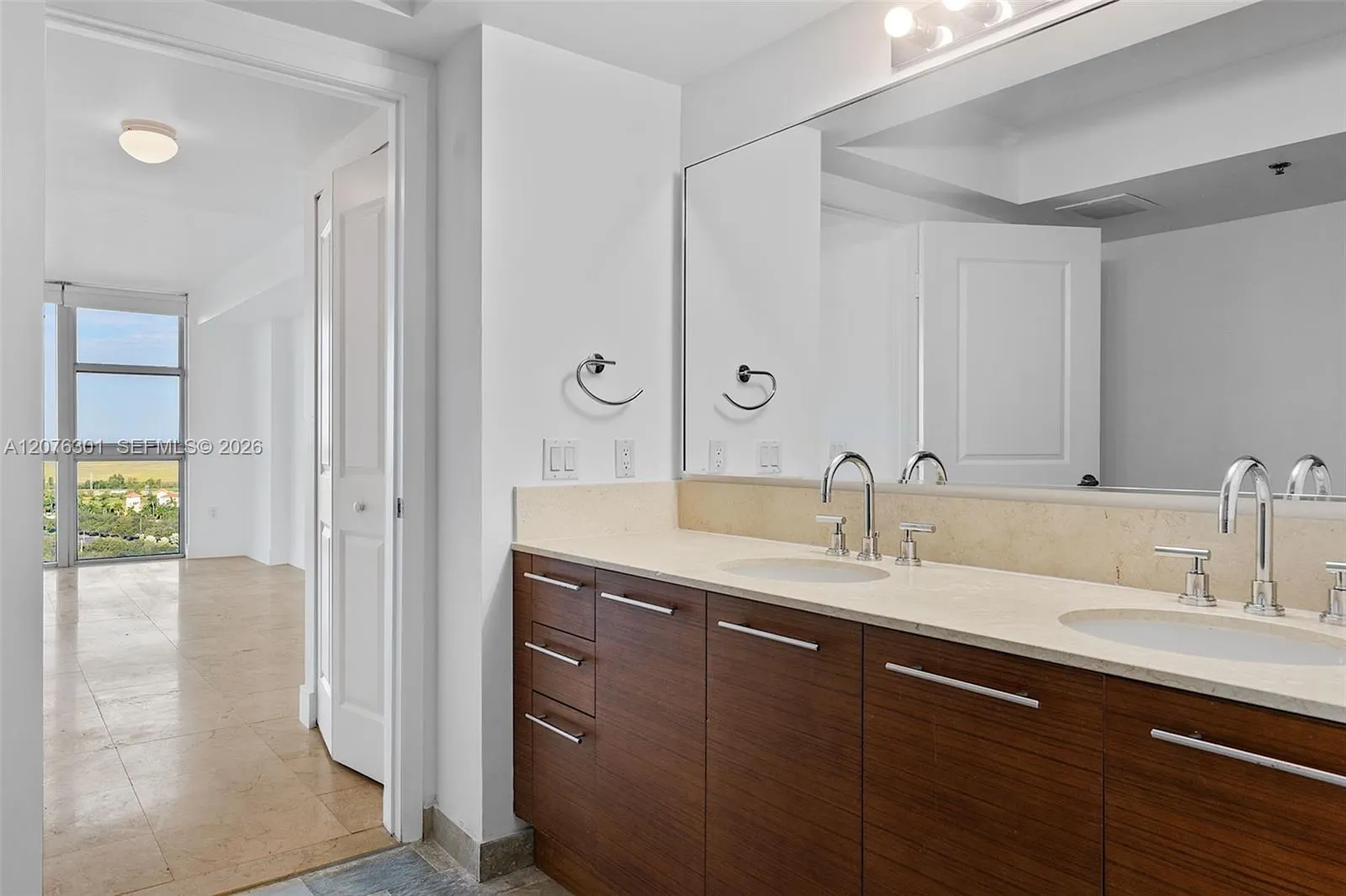 2641 N Flamingo Road #2205N