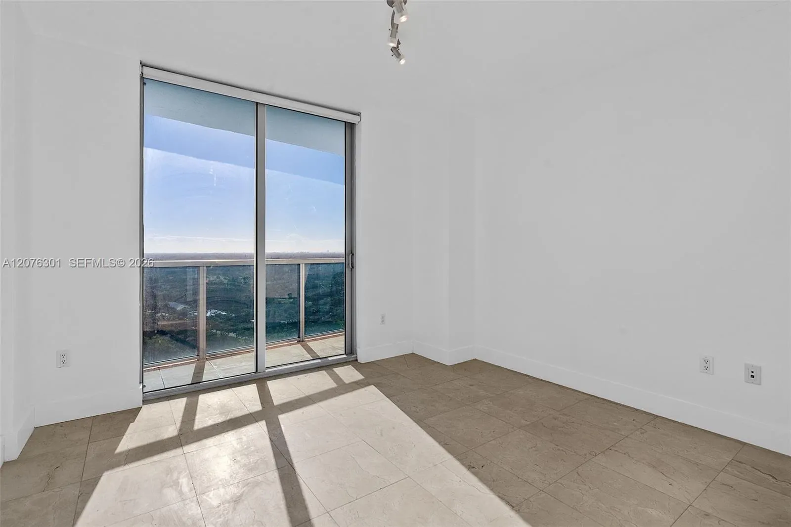 2641 N Flamingo Road #2205N