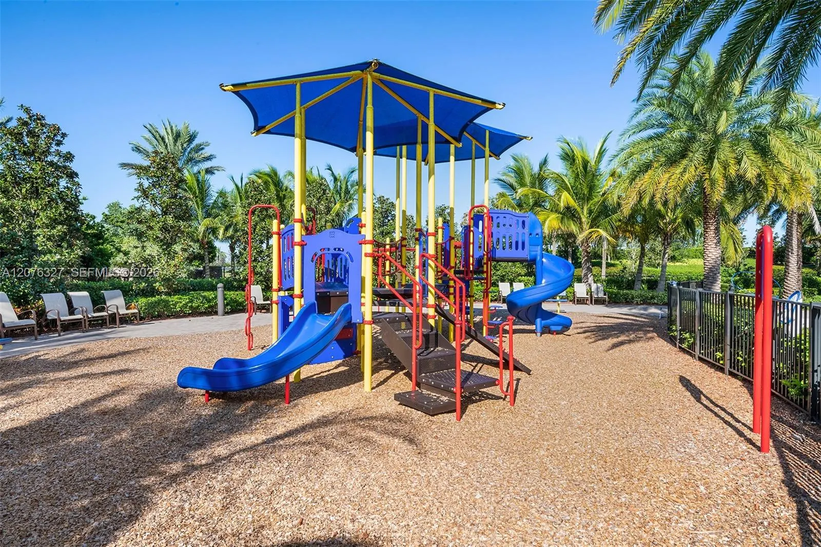 8442 Lake Majesty Lane