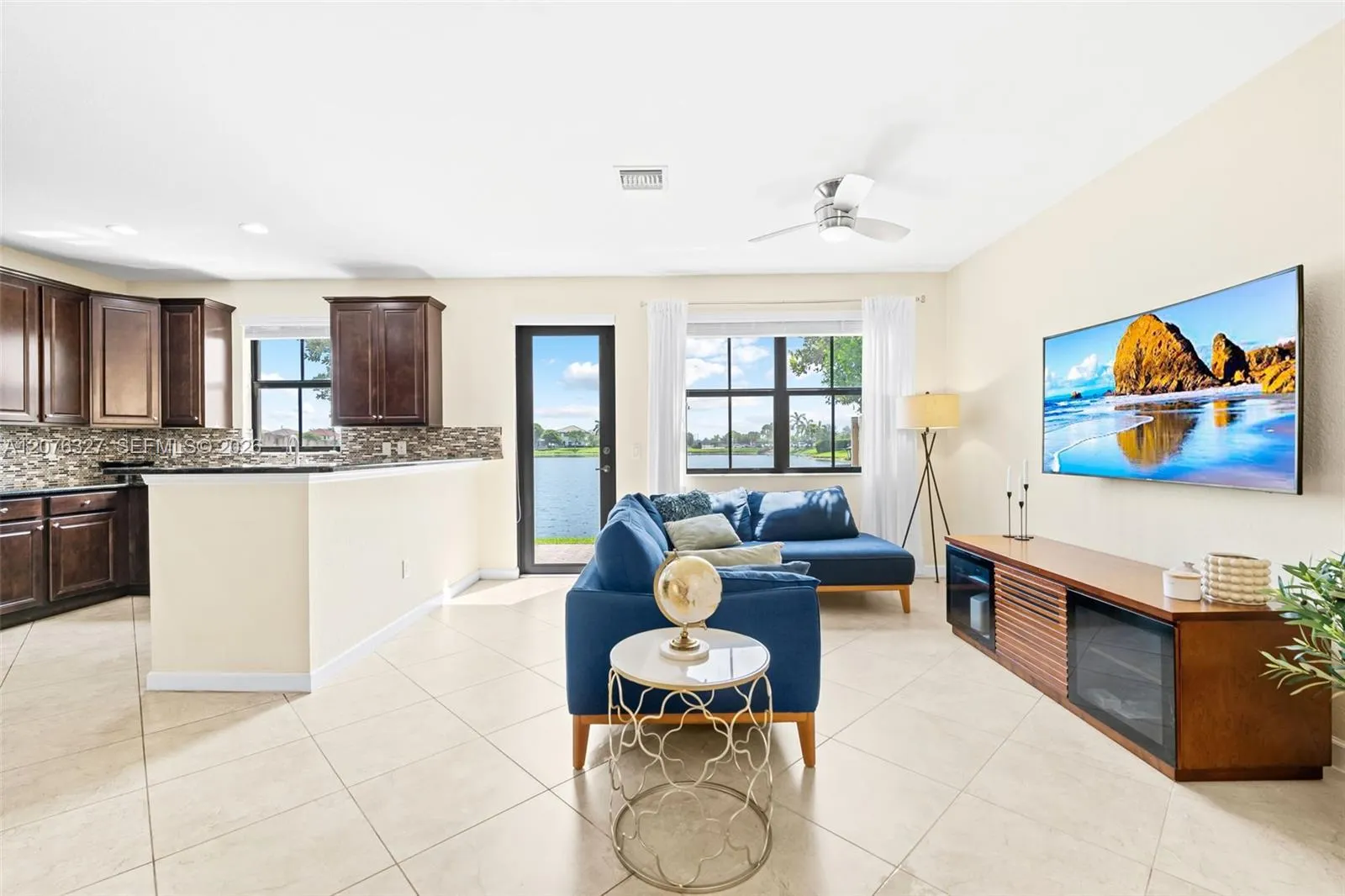 8442 Lake Majesty Lane