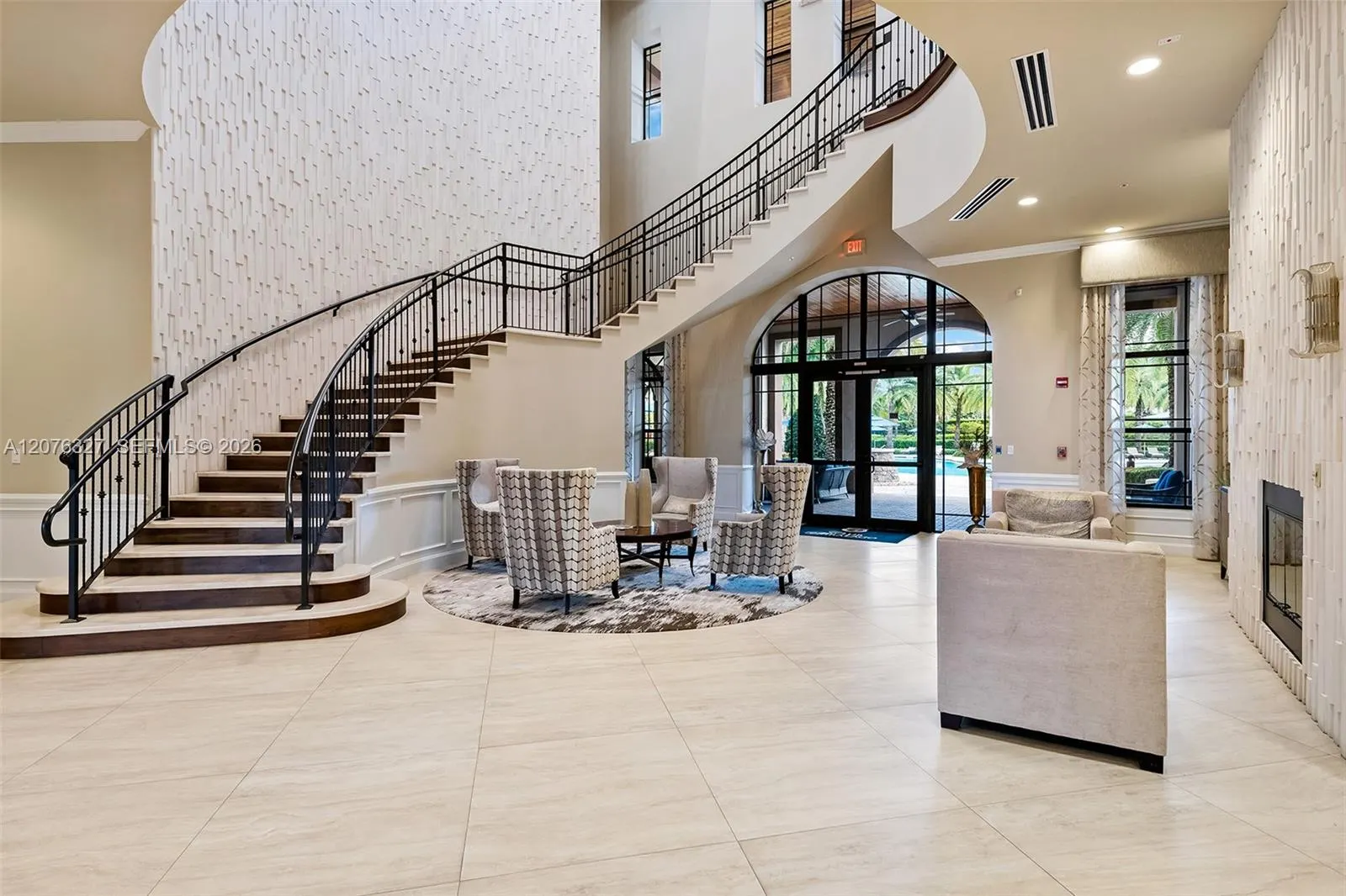 8442 Lake Majesty Lane