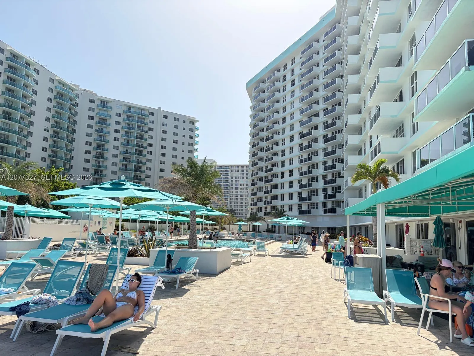 3725 S Ocean Drive #1517