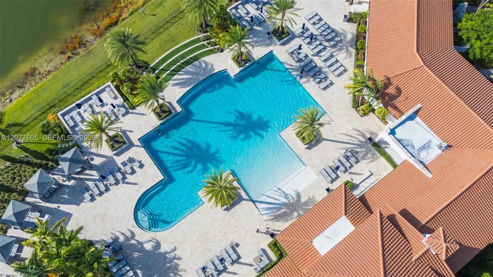 12570 N Parkland Bay Trail