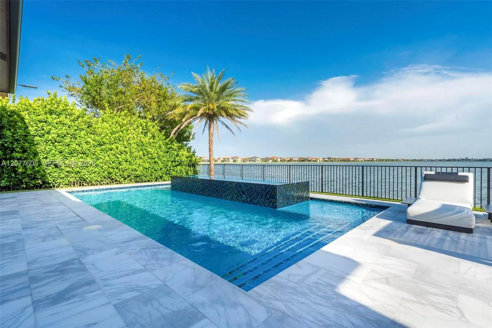 12570 N Parkland Bay Trail