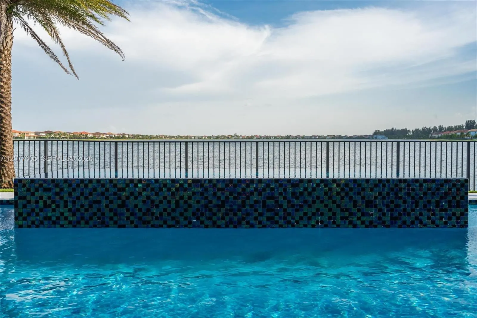 12570 N Parkland Bay Trail