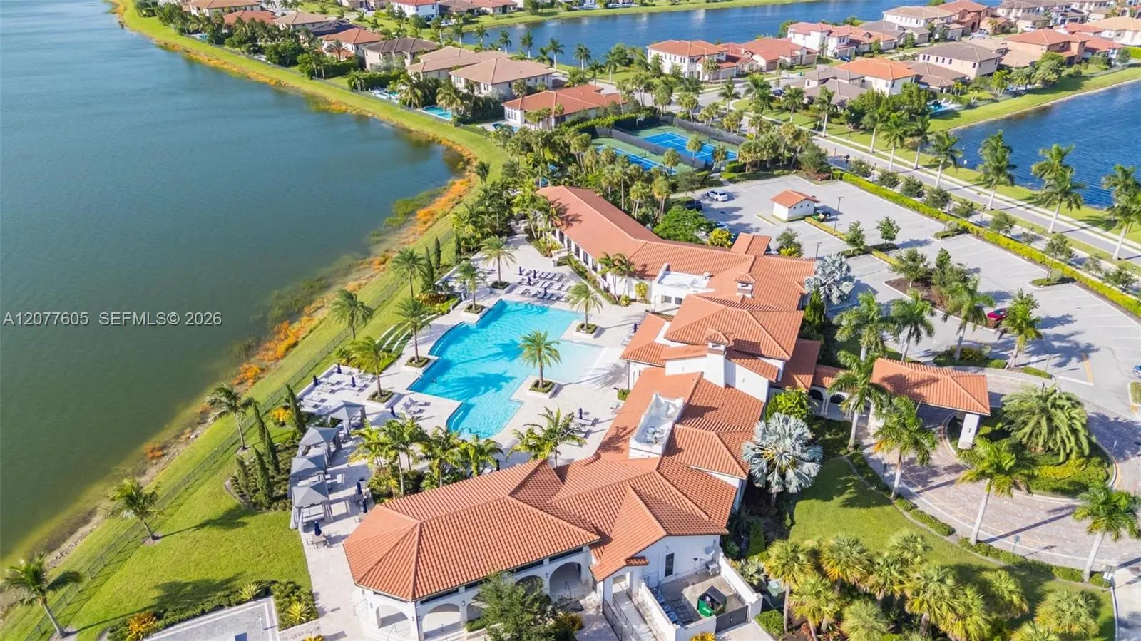 12570 N Parkland Bay Trail