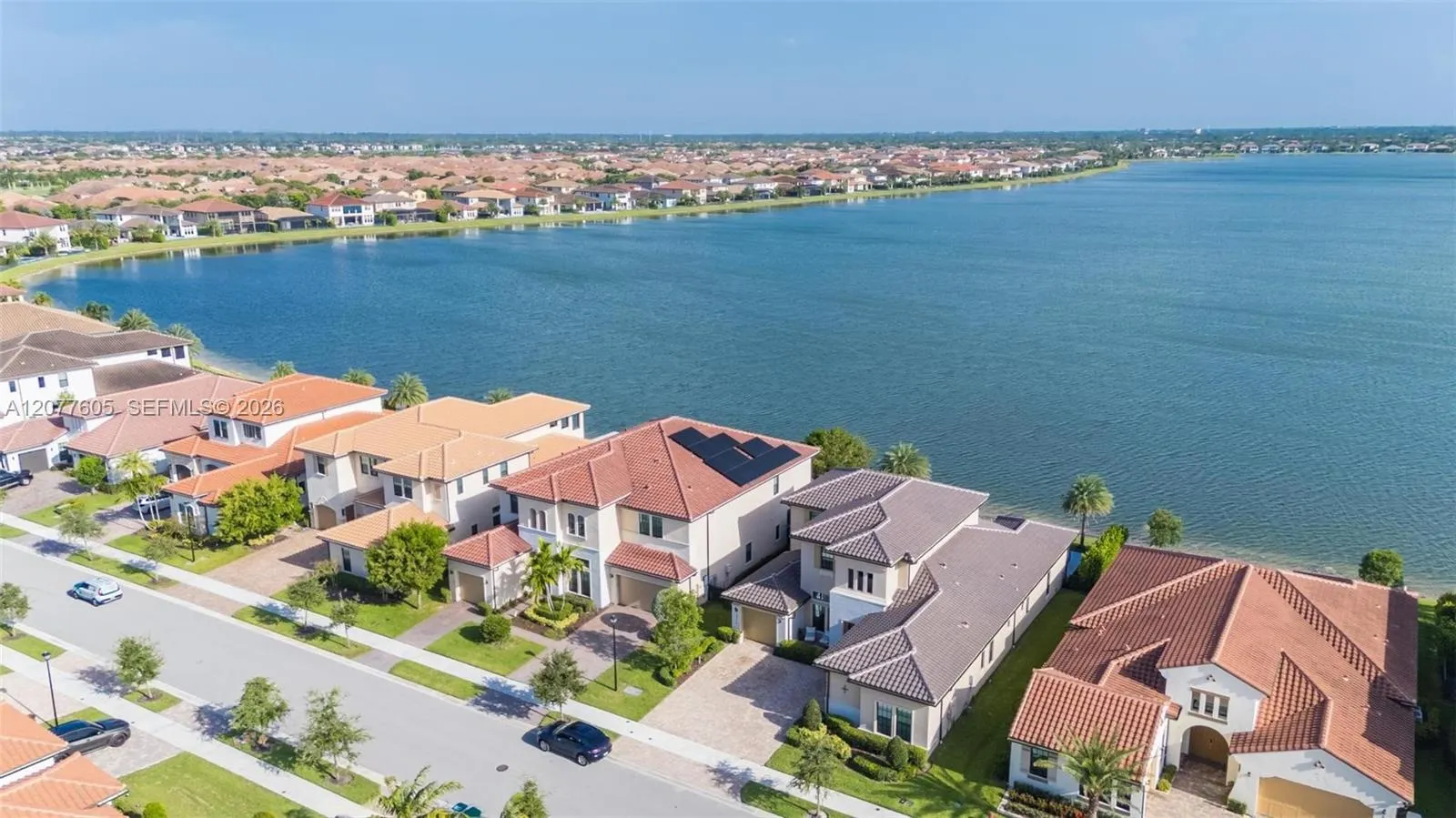 12570 N Parkland Bay Trail