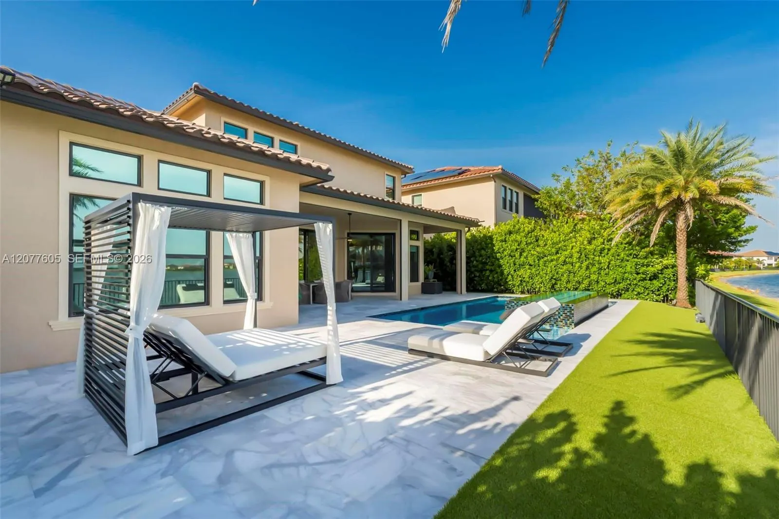 12570 N Parkland Bay Trail