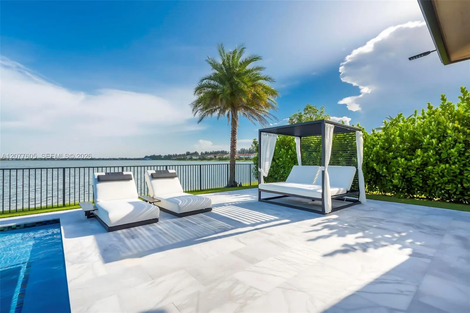 12570 N Parkland Bay Trail