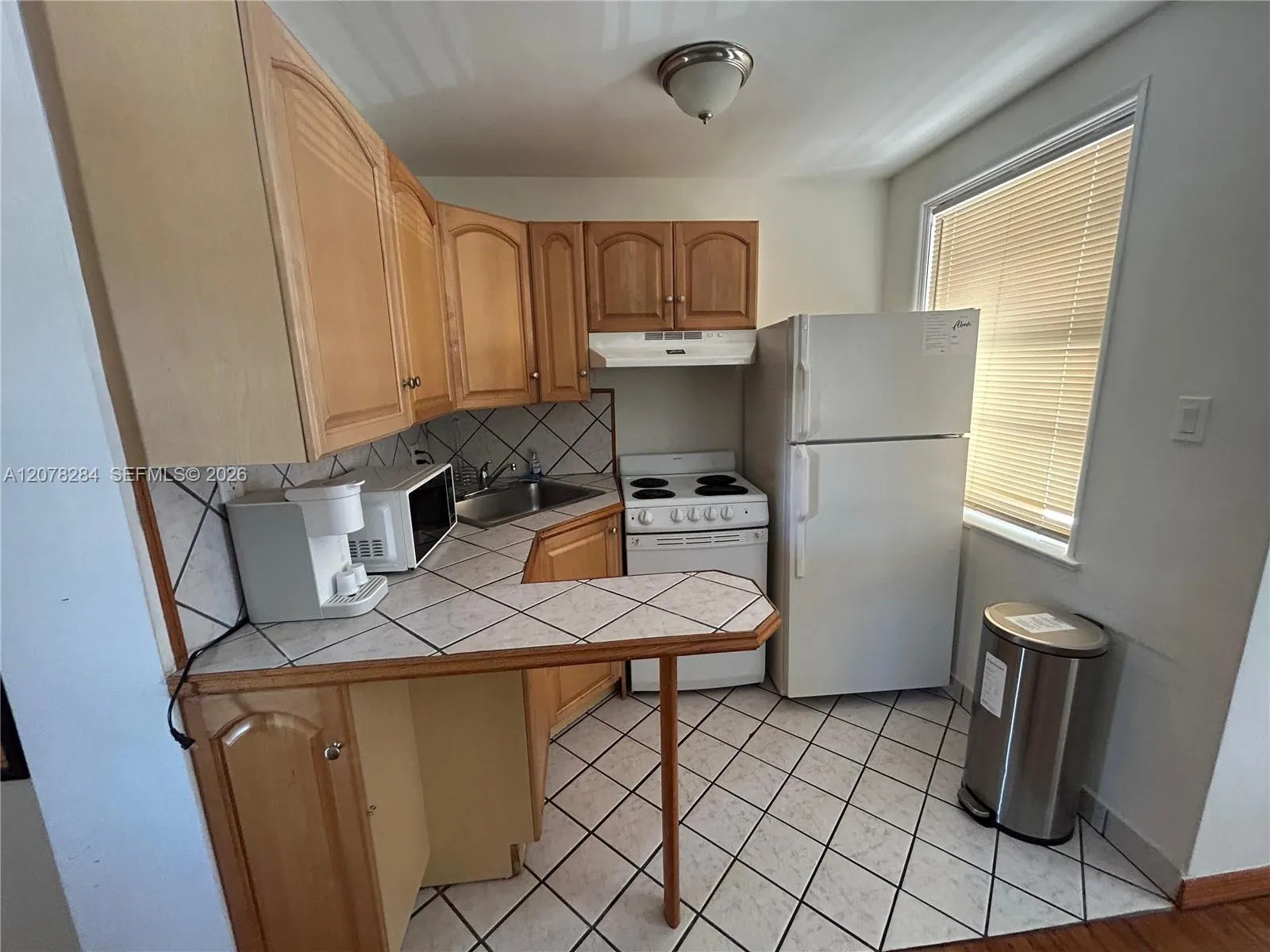 300 Sunset Drive #10
