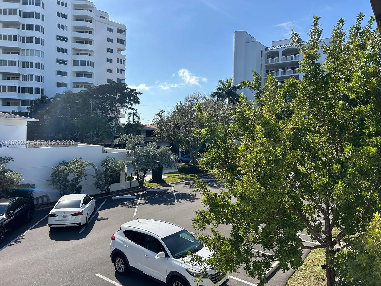 300 Sunset Drive #10