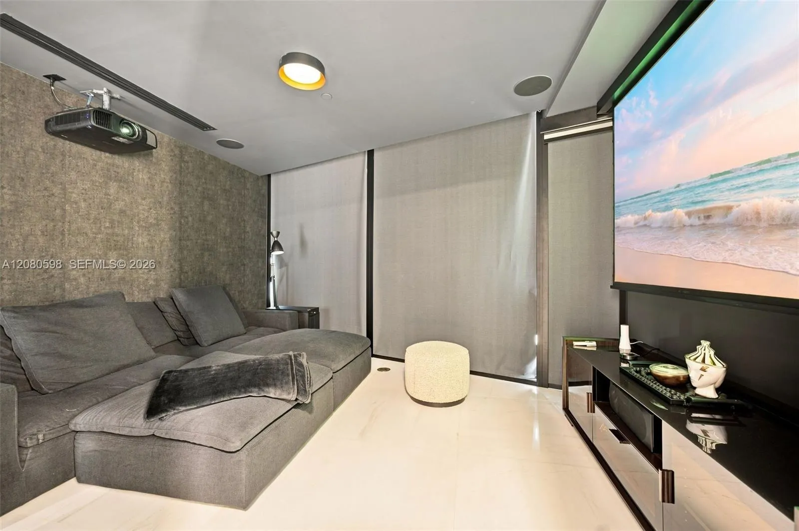 300 Biscayne Blvd Way #301