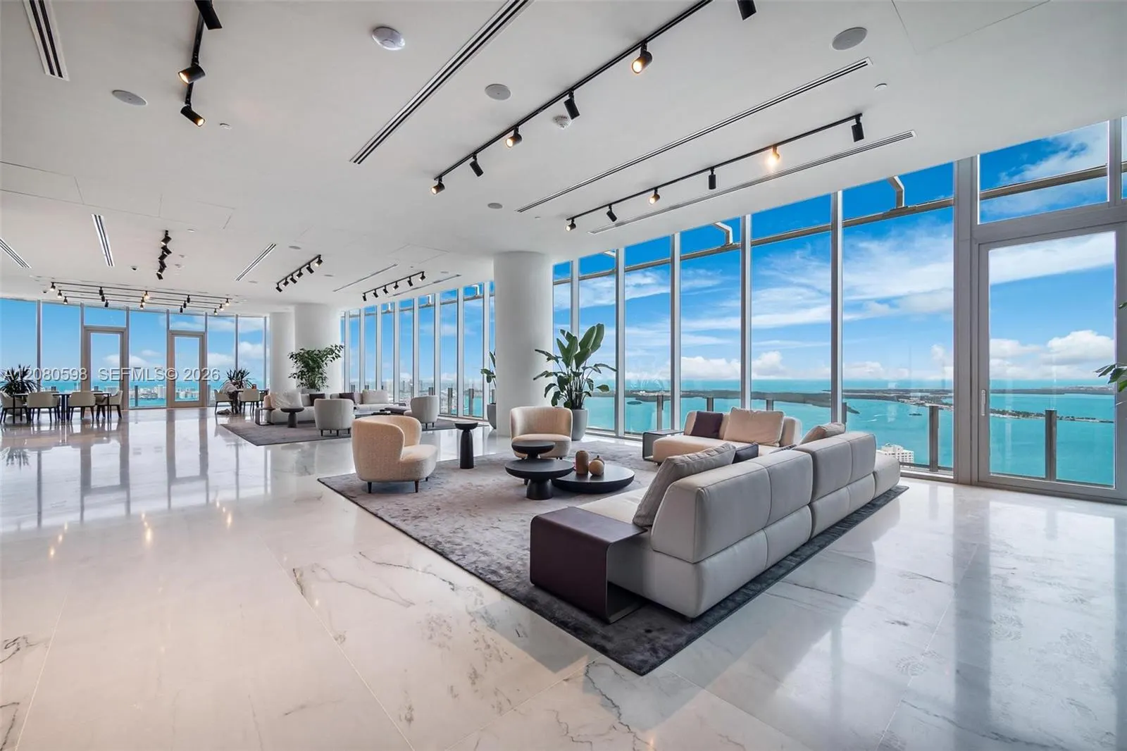 300 Biscayne Blvd Way #301