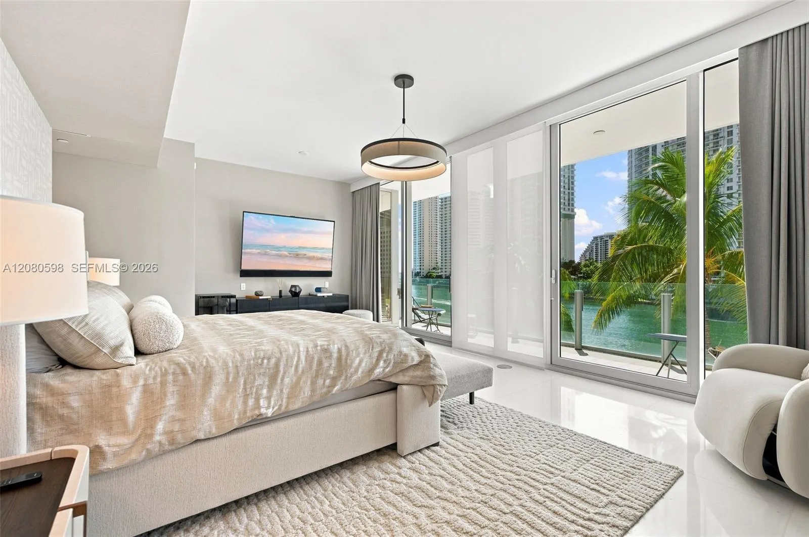 300 Biscayne Blvd Way #301