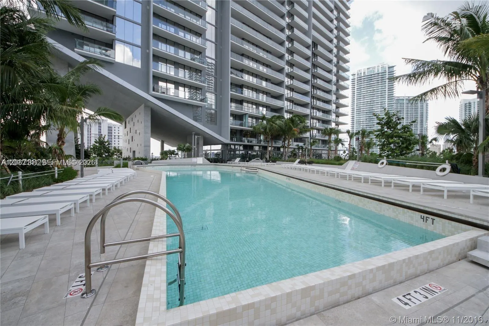 88 SW 7th Street #2605