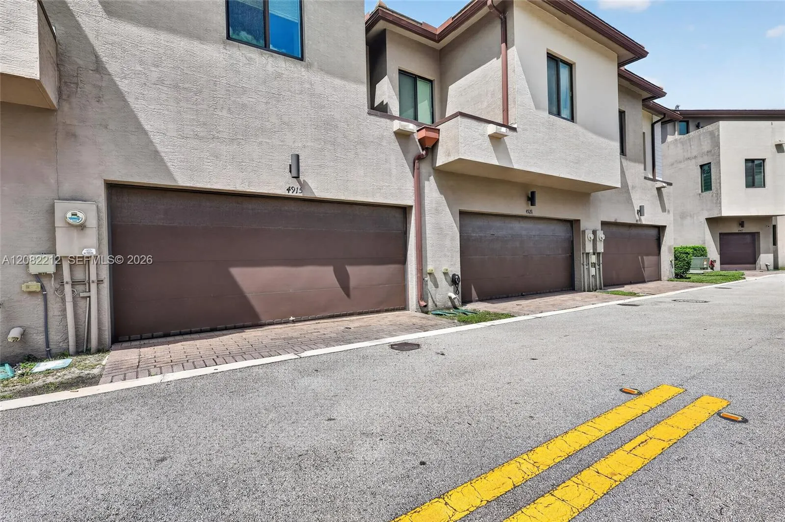 4915 NW 83rd Path #4915