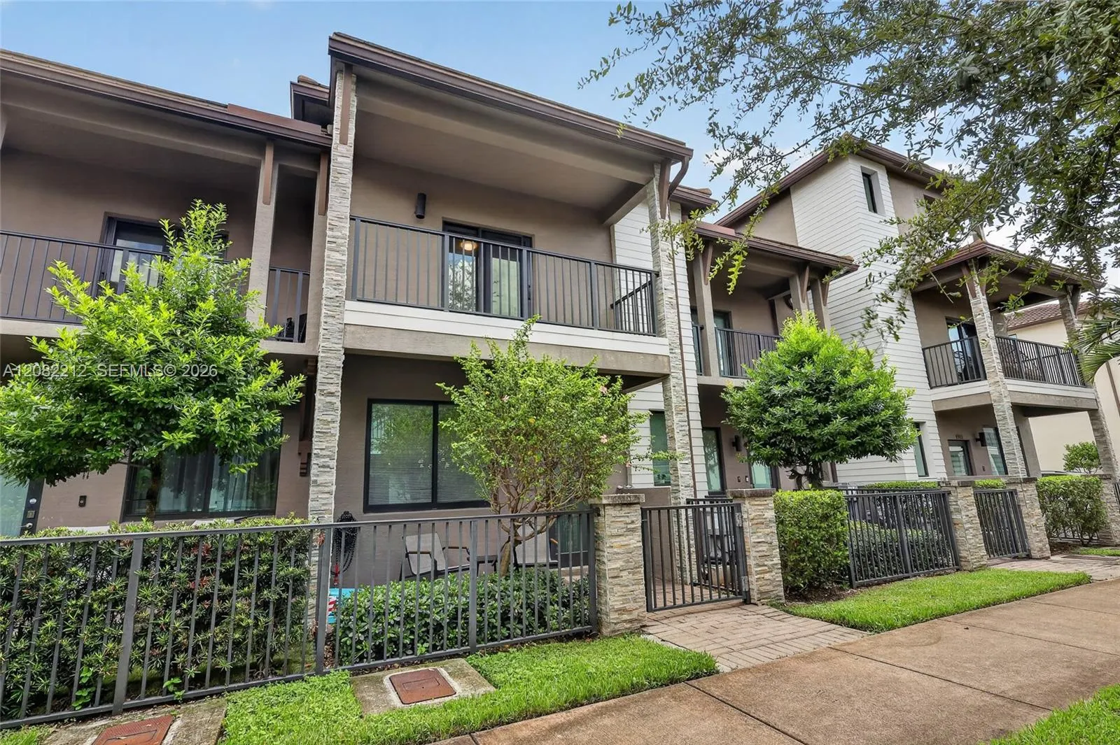 4915 NW 83rd Path #4915