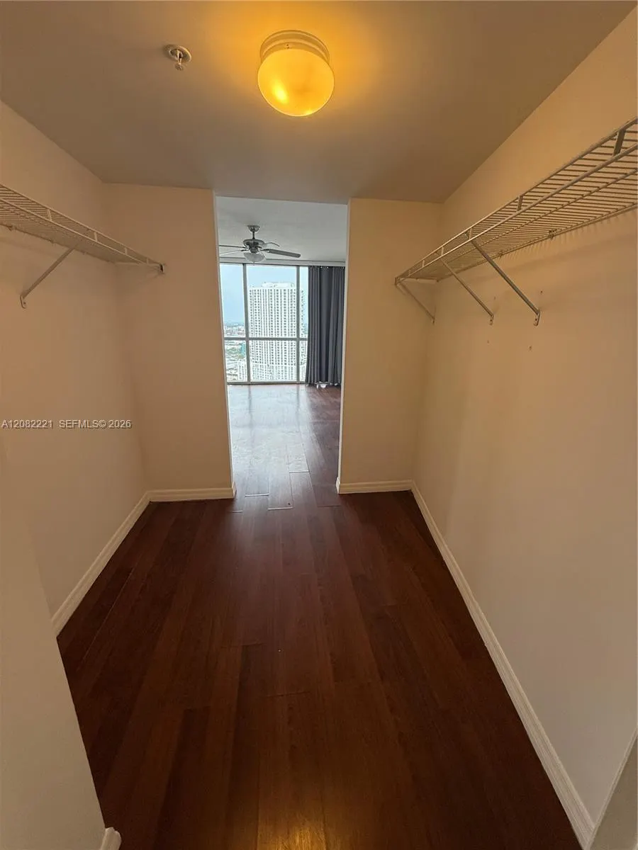 1750 N Bayshore Drive #3015